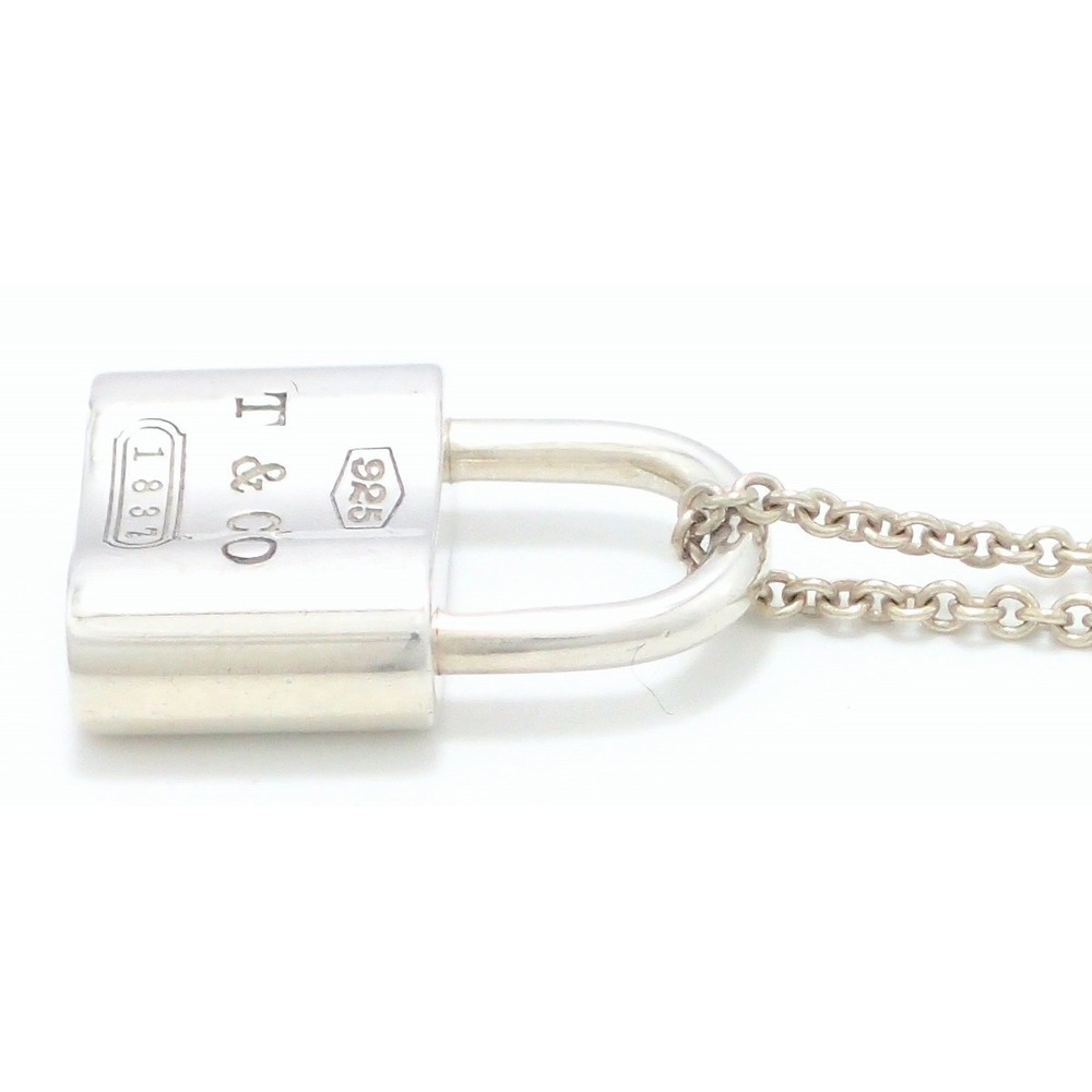 TIFFANY Co Lock Pendant Necklace Motif Silver